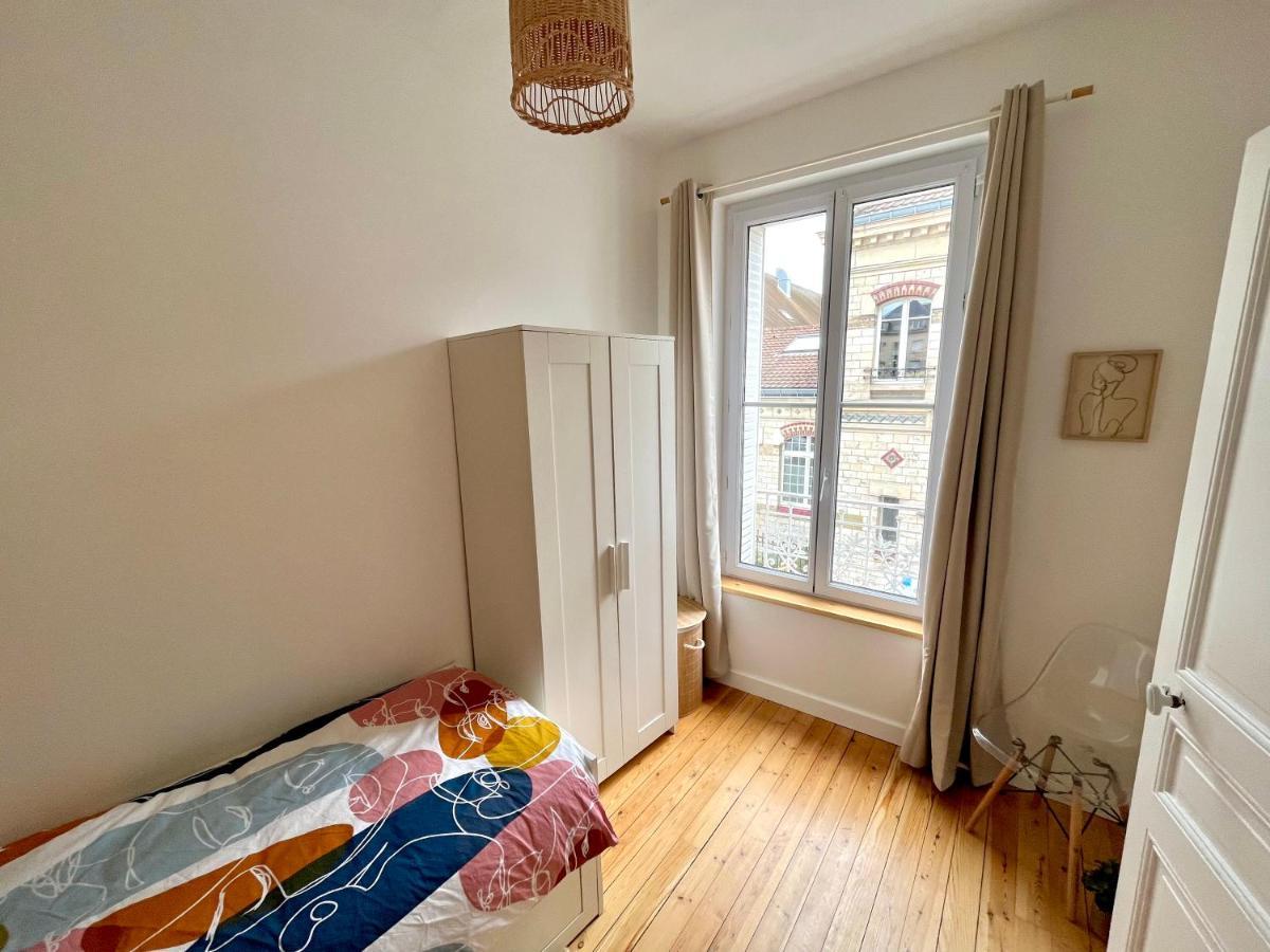 Appartement Entier En Plein Coeur Du Centre Ville Compiegne Exterior photo